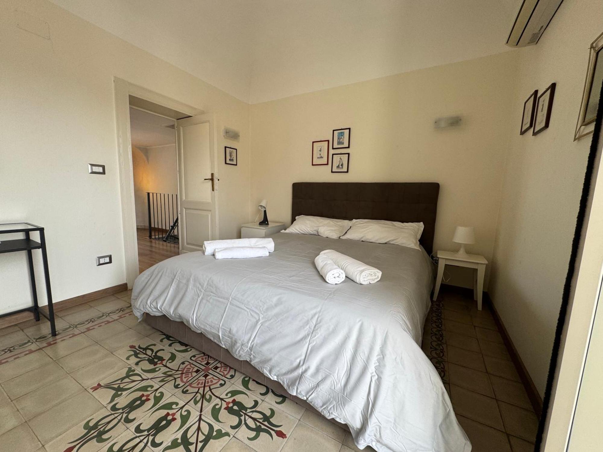 Attico Agora - Elegante Duplex Nel Cuore Di Catania Bagian luar foto